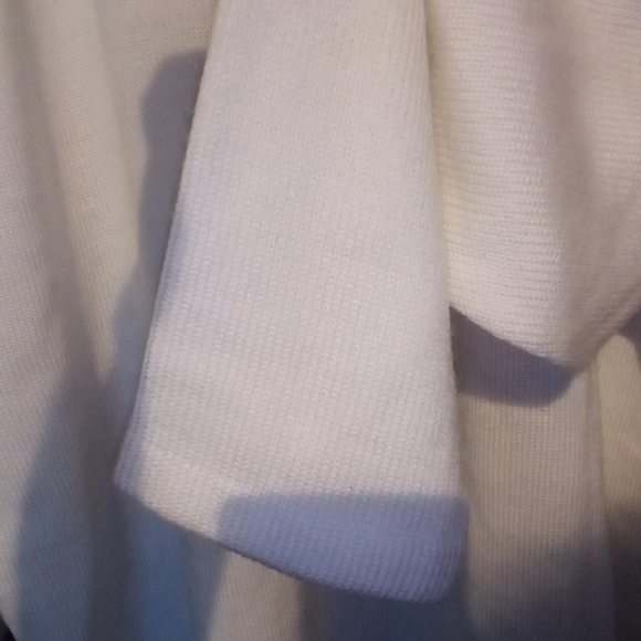 PHENOMENAL AND RARE KATHY WHITE VINTAGE SWEATER FROM HONG KONG - Picture 5 of 11